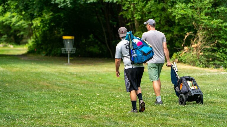 Fit bleiben mit Discgolf